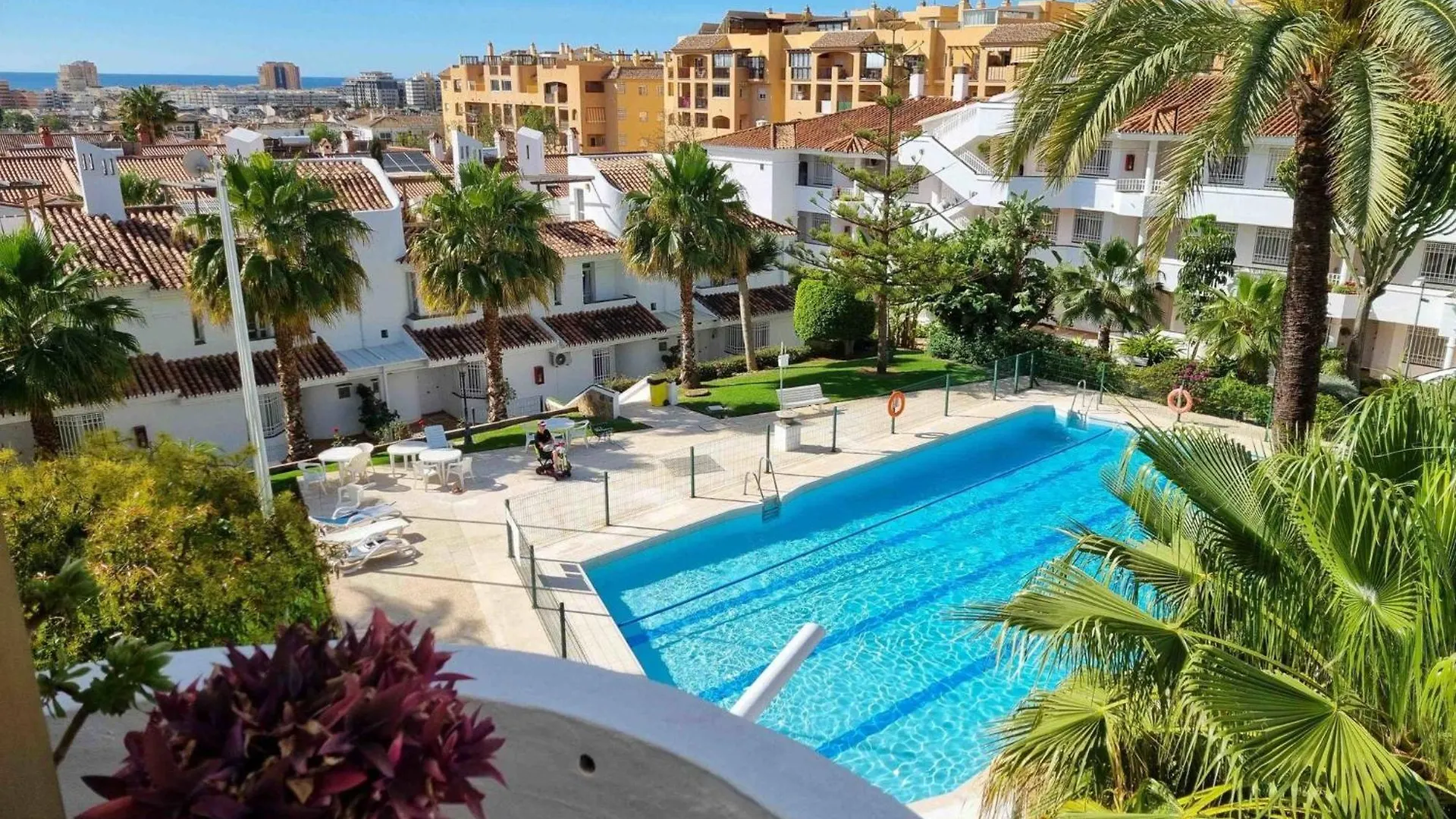 Apt Acogedor Con Piscina En Fuengirola